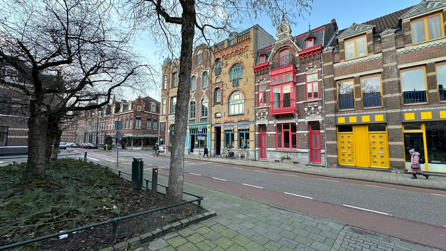De Straelseweg in Venlo, gezien vanaf het centrum.