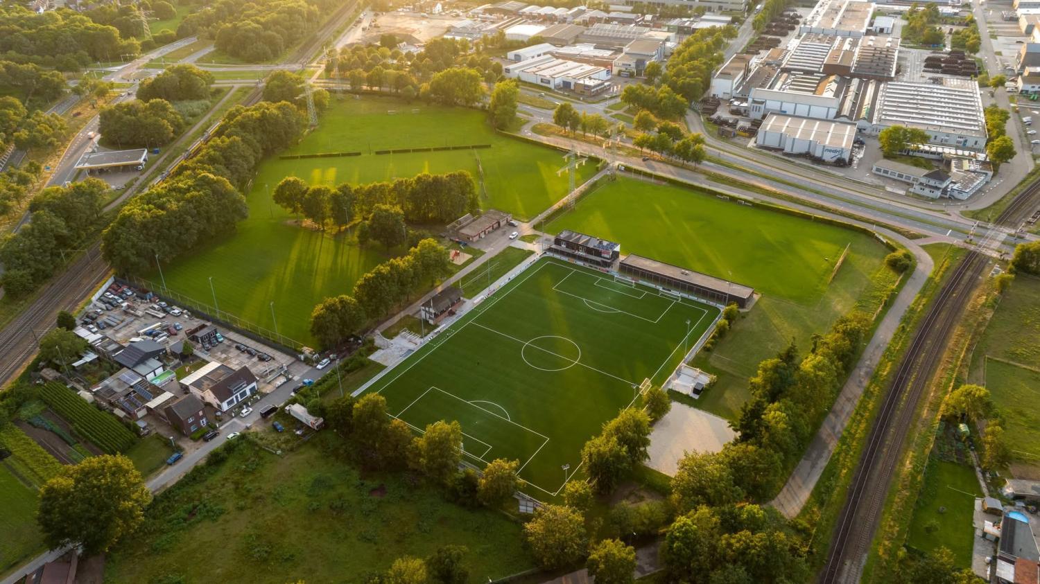 luchtfoto sportvelden
