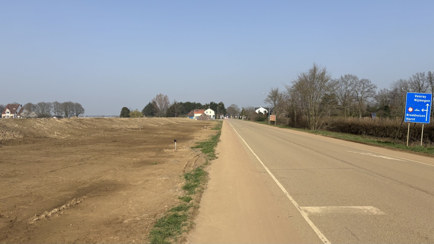 de maasstraat in arcen